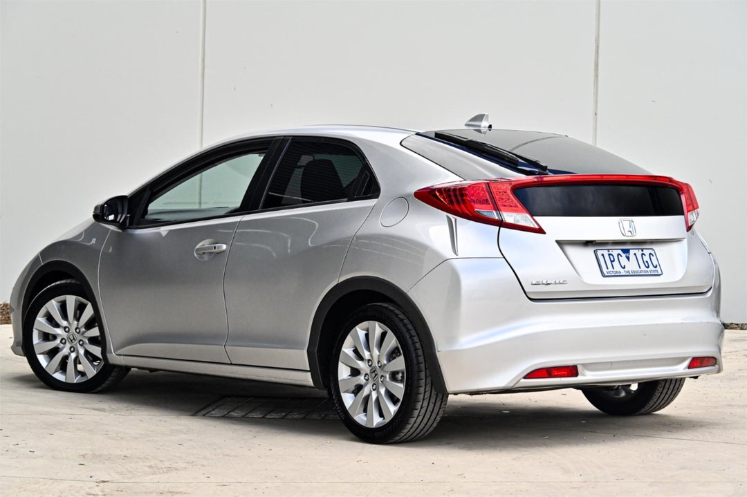 2013 Honda Civic Vti-l, Automatic, 132480 km, Photo 2