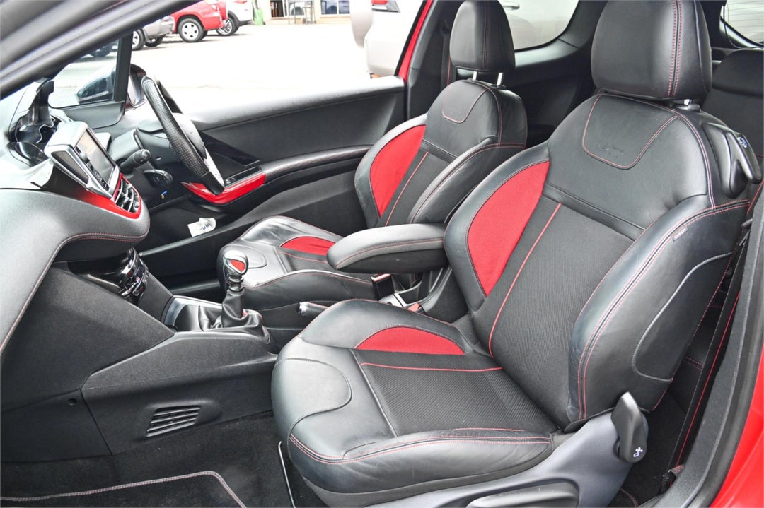 2013 Peugeot 208 Gti, Manual, 111253 km, Photo 17