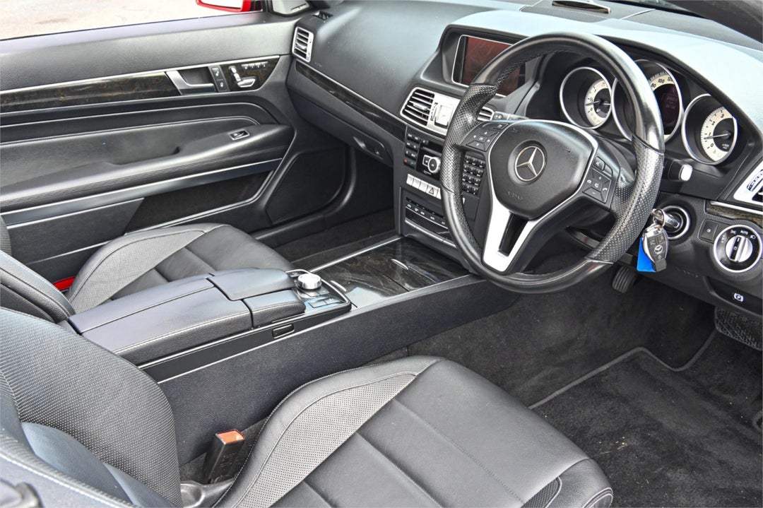2014 Mercedes-benz E-class E200, Automatic, 34102 km, Photo 9
