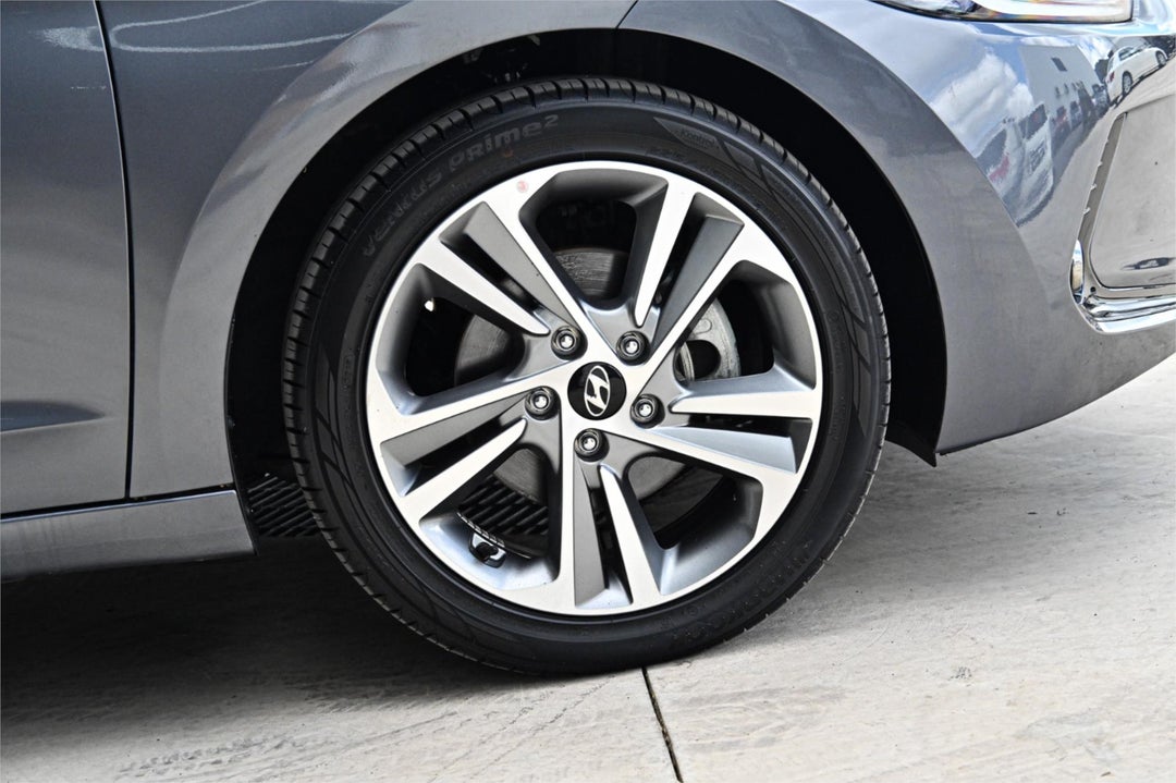 2018 Hyundai Elantra Elite, Automatic, 41658 km, Photo 5