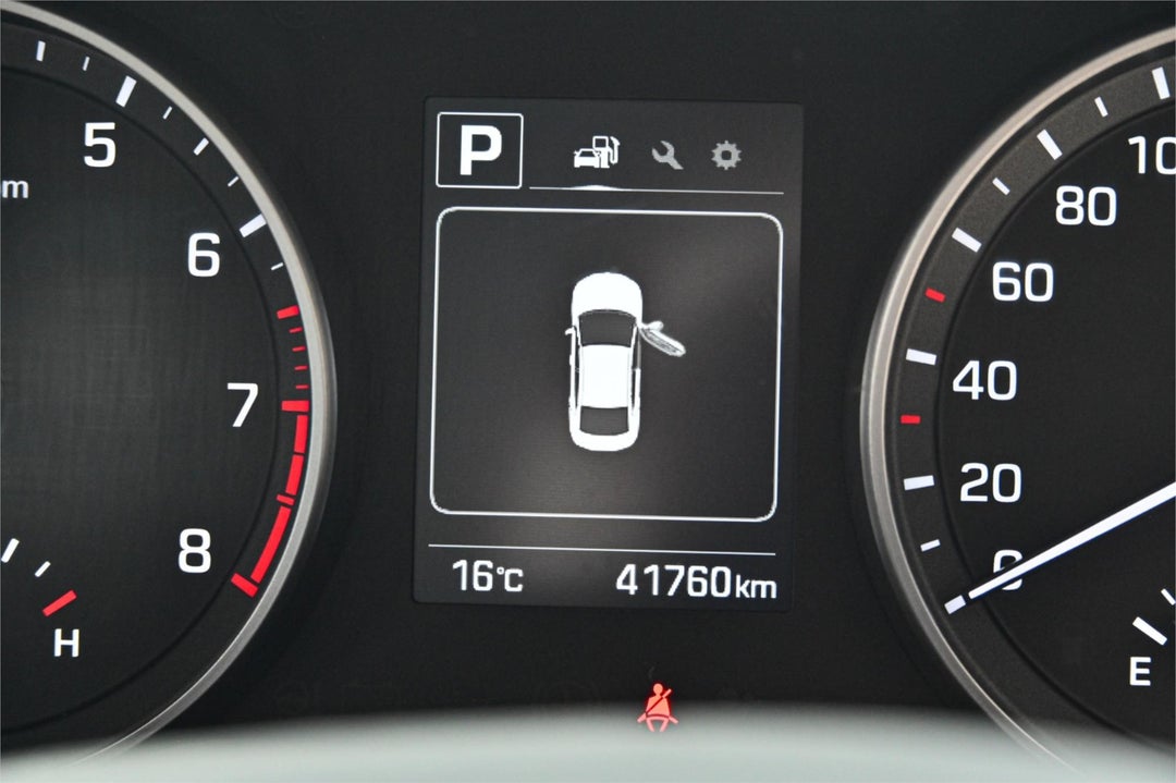 2018 Hyundai Elantra Elite, Automatic, 41658 km, Photo 12