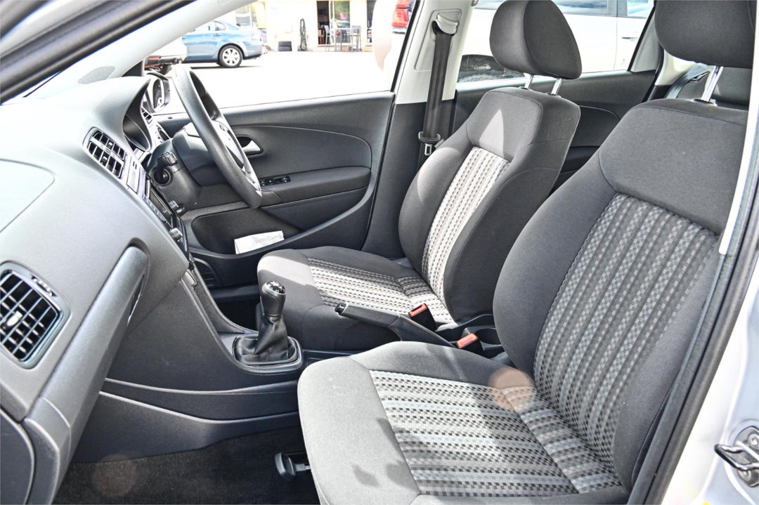 2015 Volkswagen Polo 66tsi Trendline, Manual, 117232 km, Photo 12