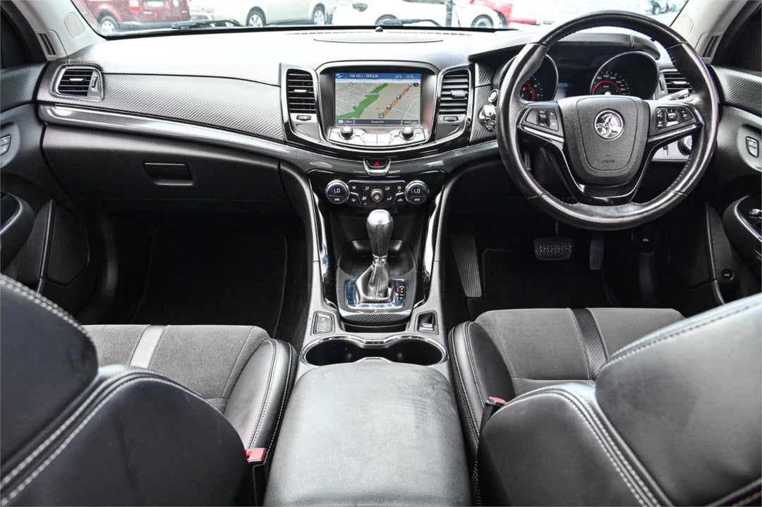 2017 Holden Commodore Sv6, Automatic, 219532 km, Photo 6