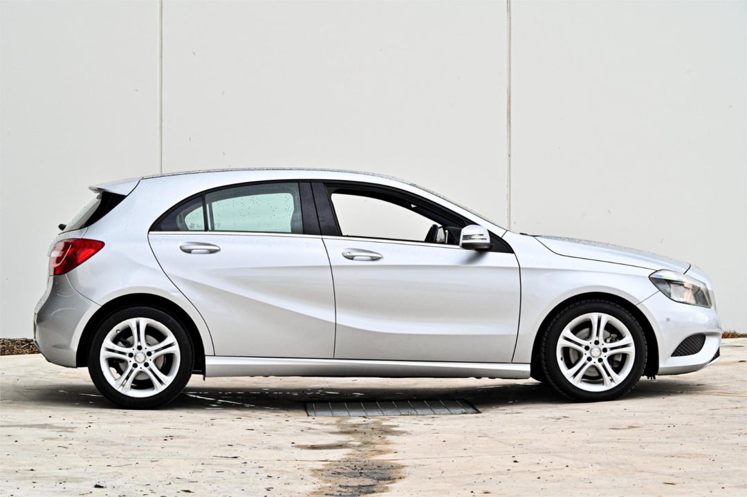 2013 Mercedes-benz A-class A180, Automatic, 77973 km, Photo 3