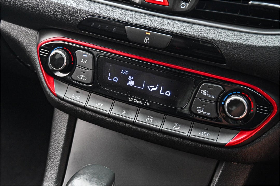 2018 Hyundai i30 Sr Premium, Automatic, 116618 km, Photo 16