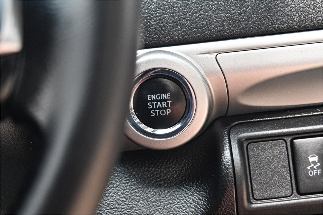 2016 Toyota Camry Rz, Automatic, 157500 km, Photo 10