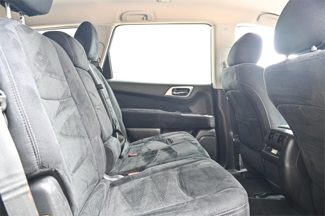 2015 Nissan Pathfinder St, Manual, 155597 km, Photo 18