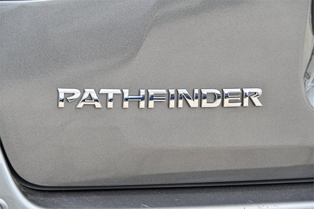 2015 Nissan Pathfinder St, Manual, 155597 km, Photo 4