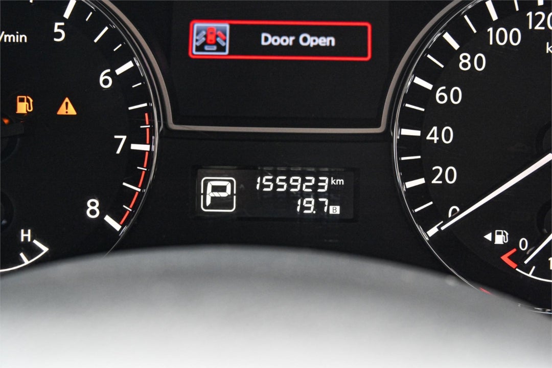 2015 Nissan Pathfinder St, Manual, 155597 km, Photo 12