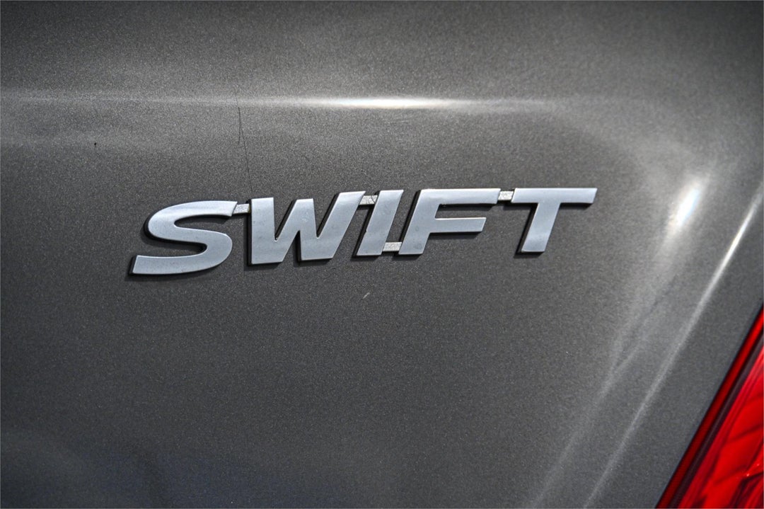 2016 Suzuki Swift Gl, Automatic, 132582 km, Photo 4
