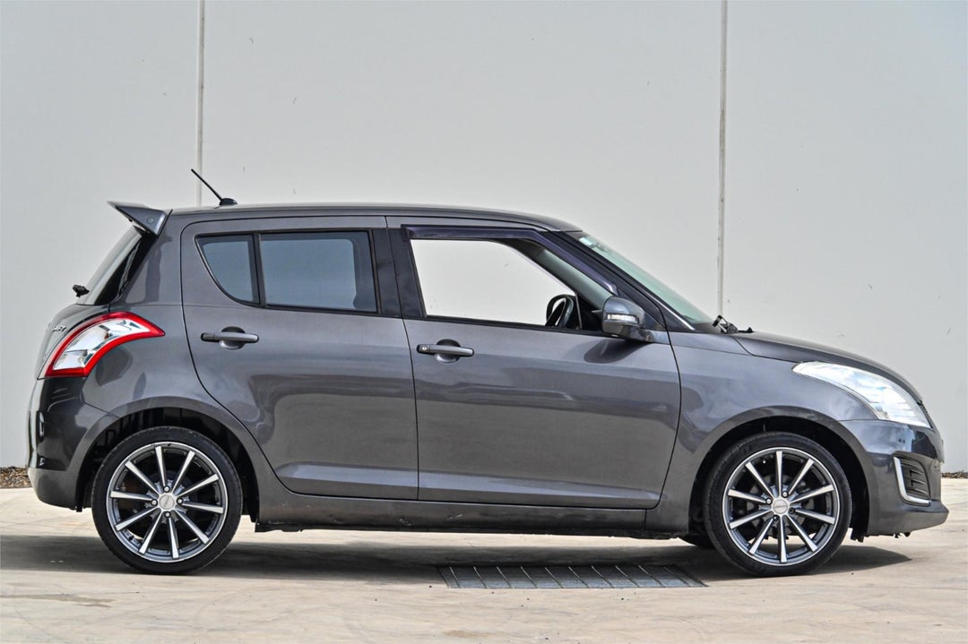 2016 Suzuki Swift Gl, Automatic, 132582 km, Photo 3