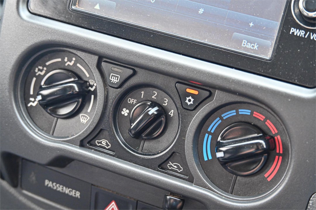 2017 Mitsubishi Triton Glx, Manual, 68267 km, Photo 14