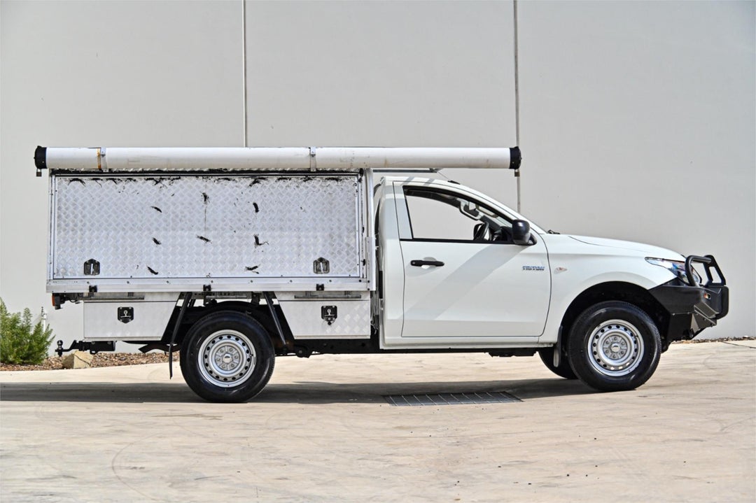 2017 Mitsubishi Triton Glx, Manual, 68267 km, Photo 3