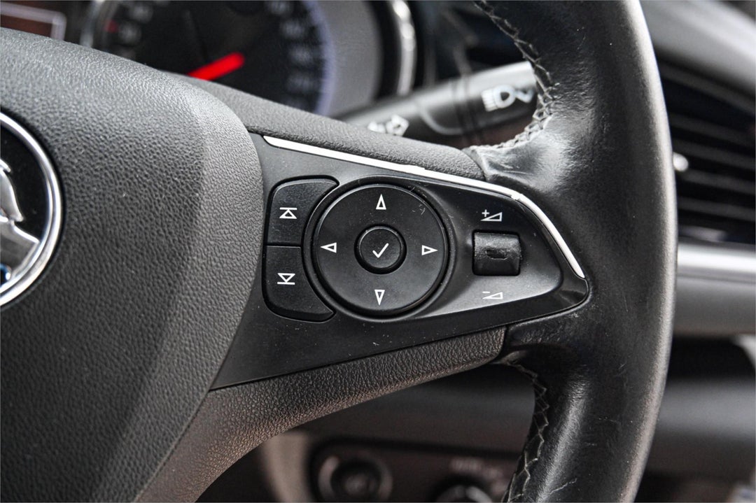 2020 Holden Commodore Lt, Automatic, 135107 km, Photo 11