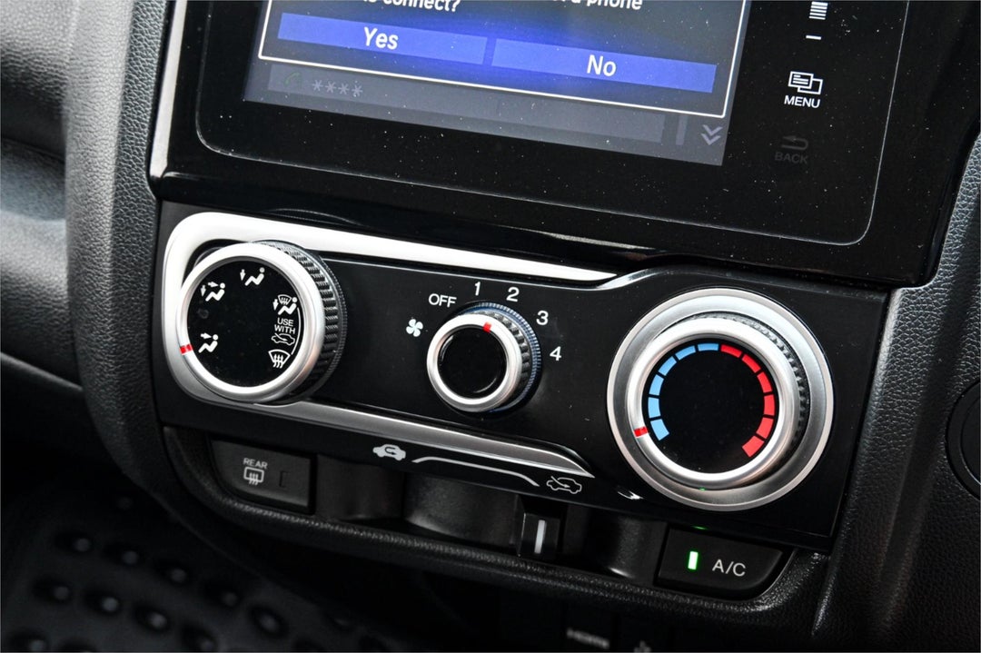 2015 Honda Jazz Vti, Manual, 70991 km, Photo 15