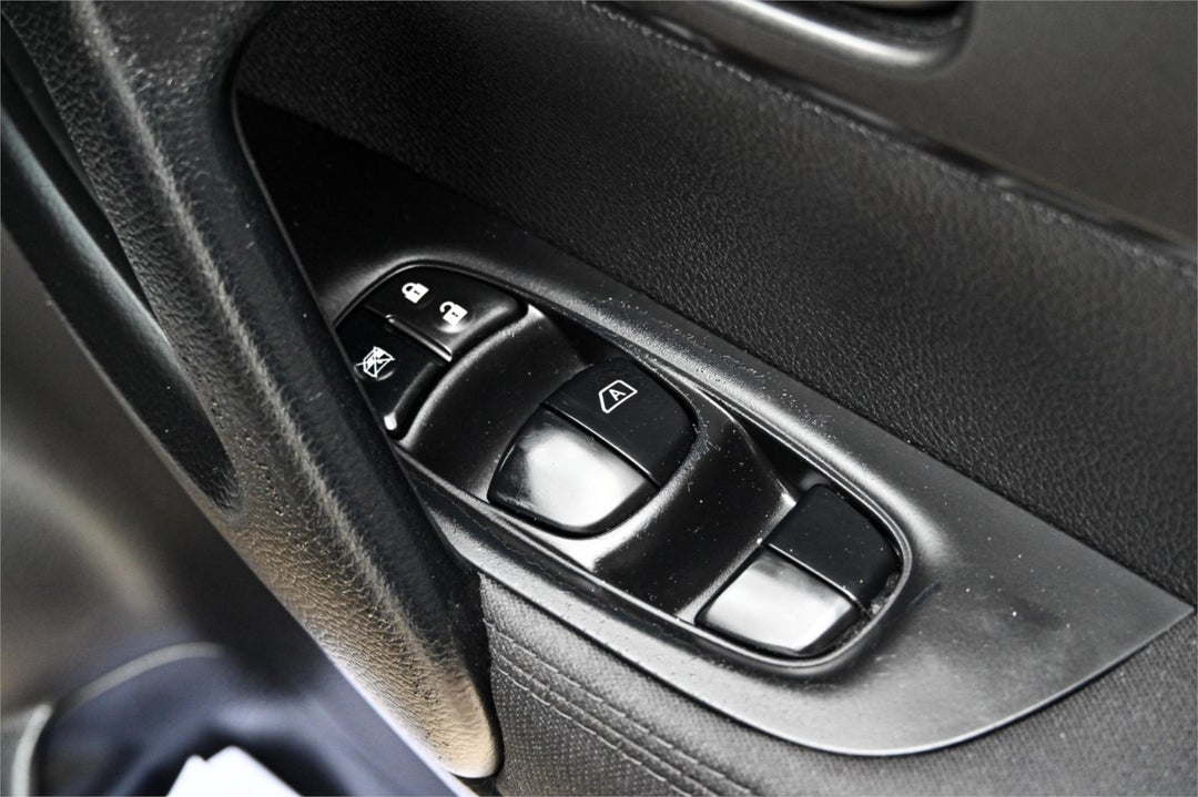 2015 Nissan Qashqai St, Manual, 148643 km, Photo 15