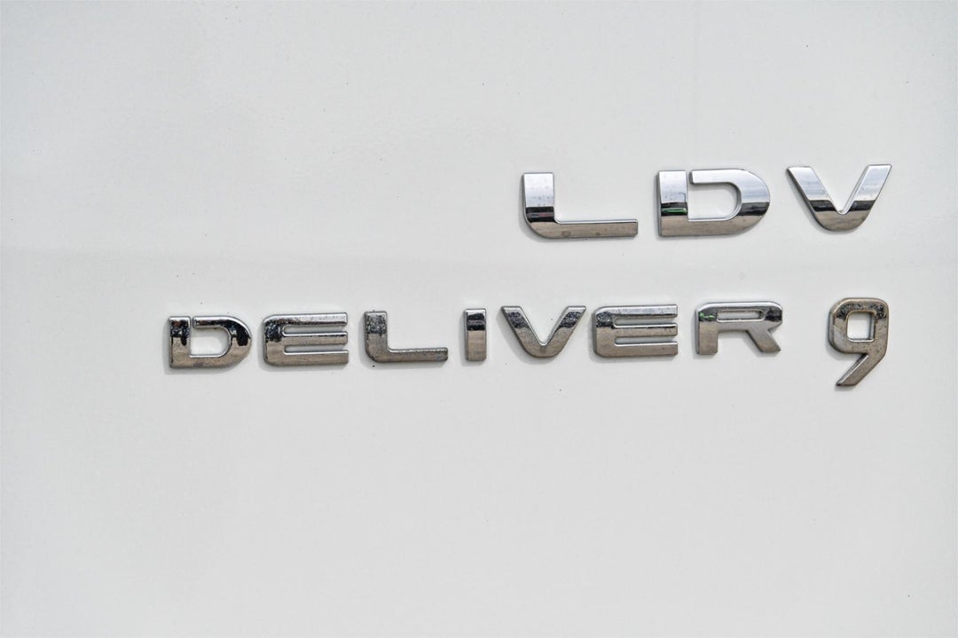 2022 LDV Deliver 9 Mwb Mid Roof, Automatic, 83635 km, Photo 3