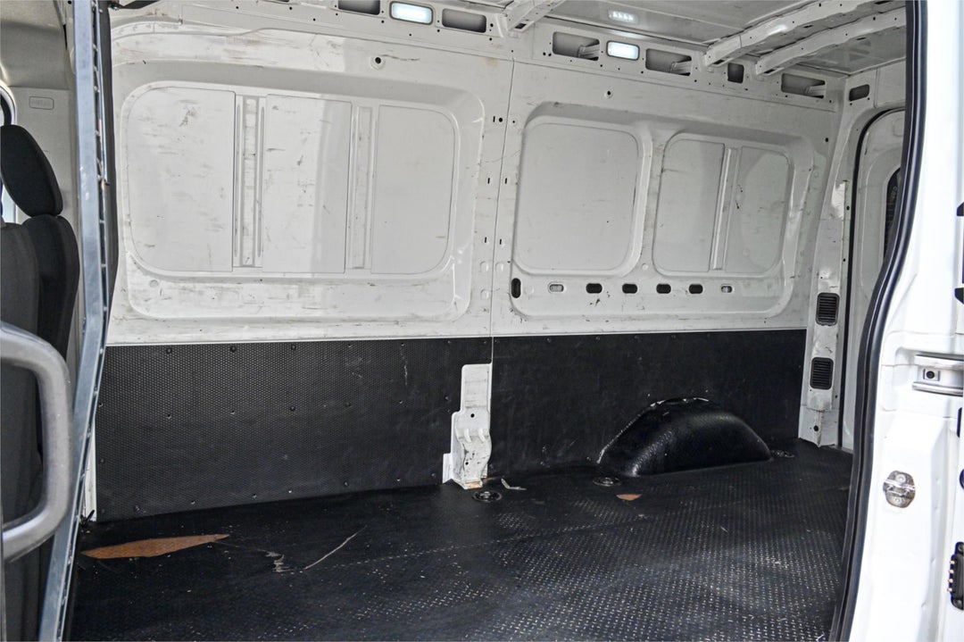 2022 LDV Deliver 9 Mwb Mid Roof, Automatic, 83635 km, Photo 19