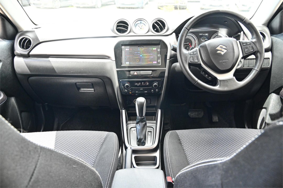 2019 Suzuki Vitara 1.6l, Automatic, 102085 km, Photo 6