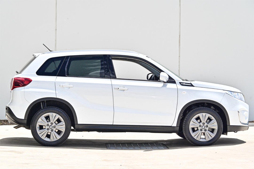 2019 Suzuki Vitara 1.6l, Automatic, 102085 km, Photo 3
