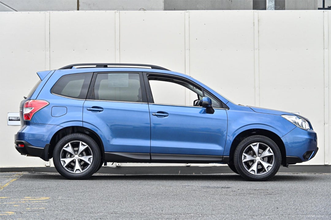 2015 Subaru Forester 2.5i-l, Manual, 105692 km, Photo 3