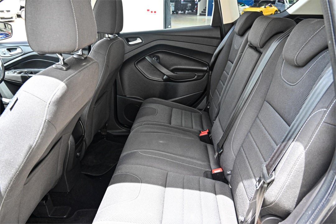 2013 Ford Kuga Ambiente, Manual, 111701 km, Photo 17