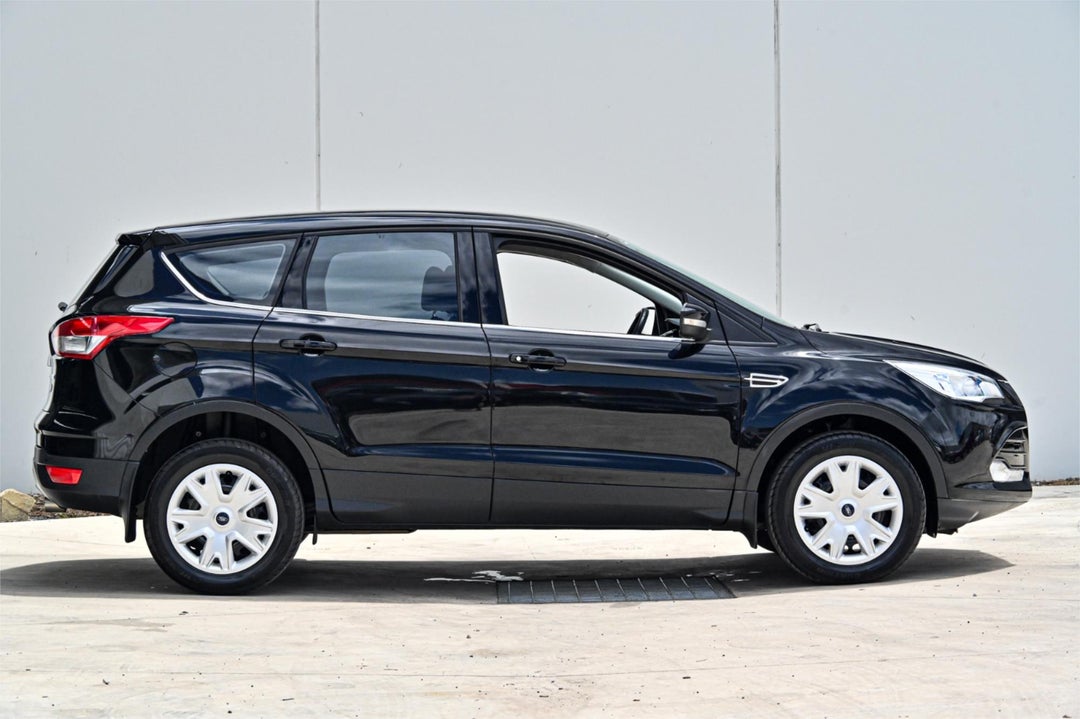 2013 Ford Kuga Ambiente, Manual, 111701 km, Photo 3