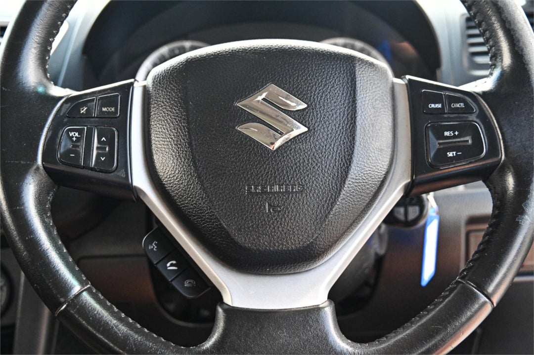 2015 Suzuki Swift Gl, Automatic, 128603 km, Photo 9