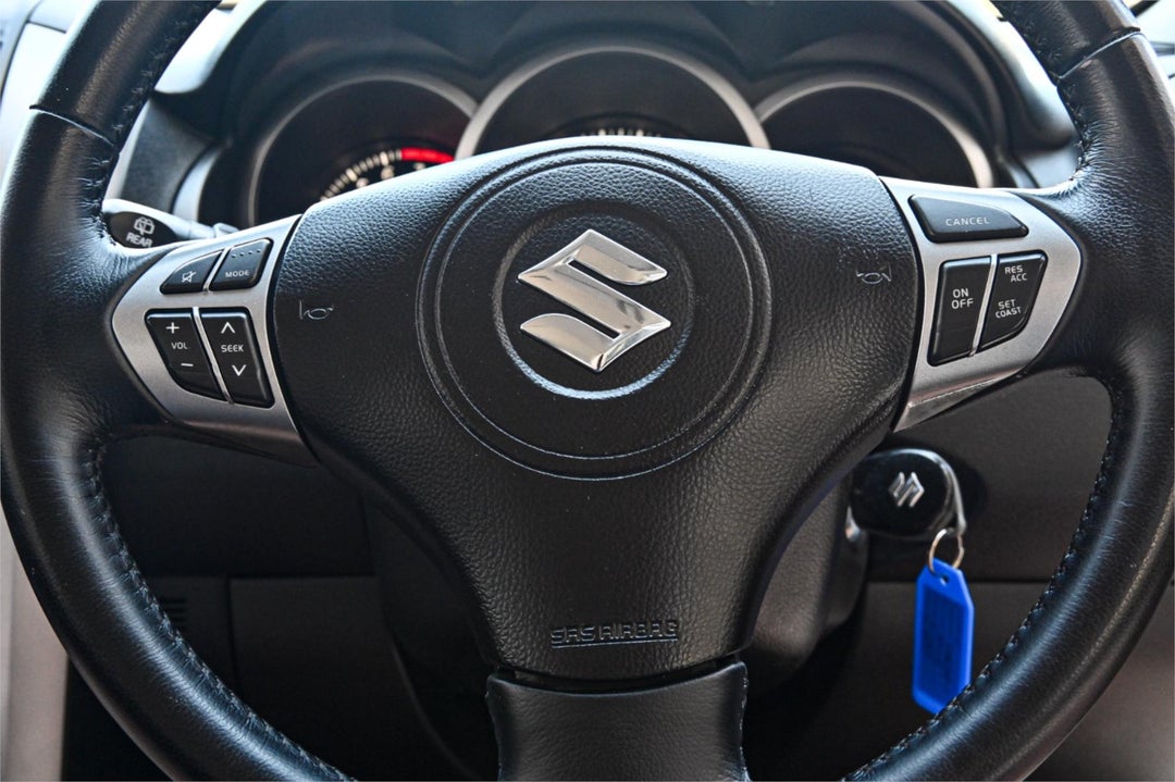 2012 Suzuki Grand Vitara Urban, Automatic, 77180 km, Photo 9