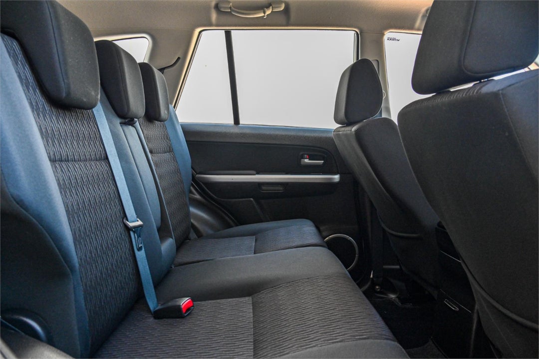 2012 Suzuki Grand Vitara Urban, Automatic, 77180 km, Photo 18