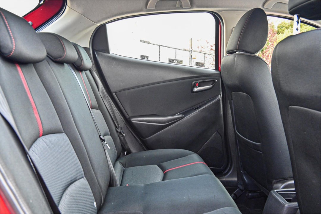 2014 Mazda 2 Genki, Automatic, 125144 km, Photo 18