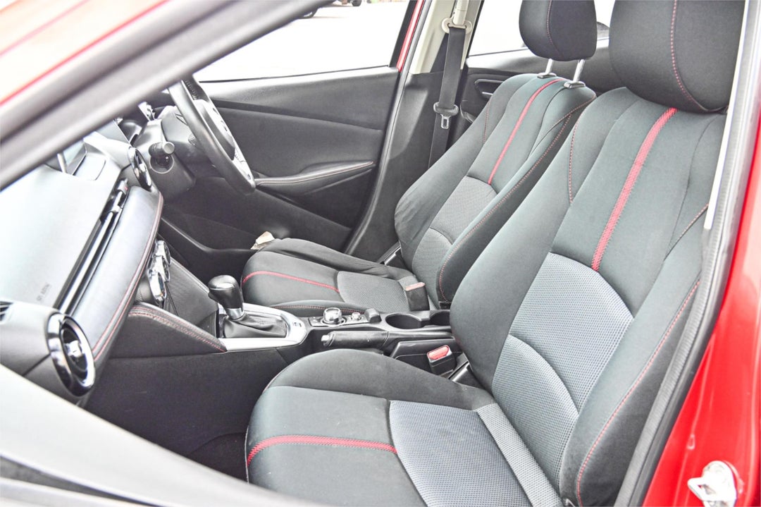 2014 Mazda 2 Genki, Automatic, 125144 km, Photo 16