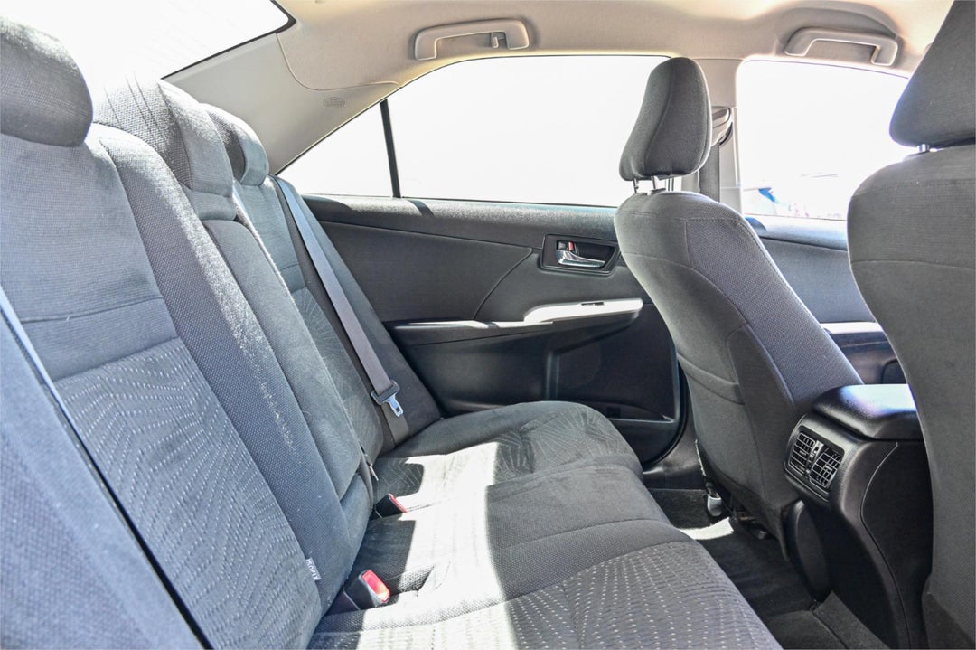 2017 Toyota Camry Atara S, Automatic, 99330 km, Photo 18