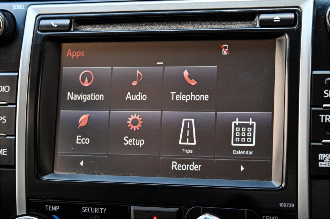 2017 Toyota Camry Atara S, Automatic, 99330 km, Photo 12