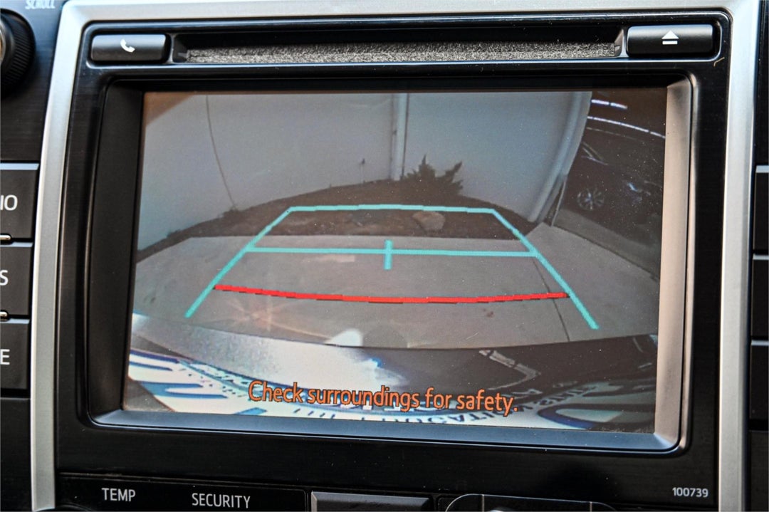 2017 Toyota Camry Atara S, Automatic, 99330 km, Photo 11