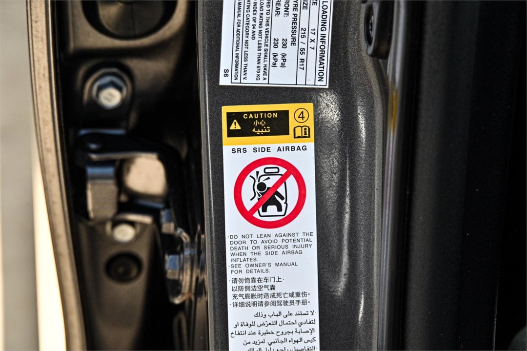 2017 Toyota Camry Atara S, Automatic, 99330 km, Photo 19