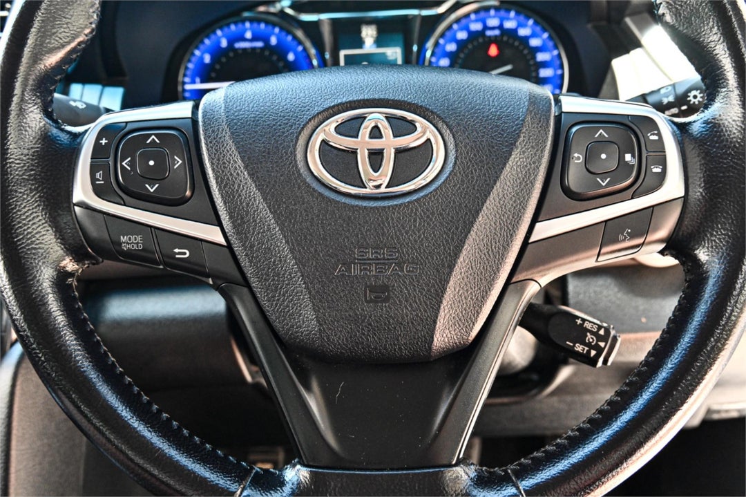 2017 Toyota Camry Atara S, Automatic, 99330 km, Photo 7