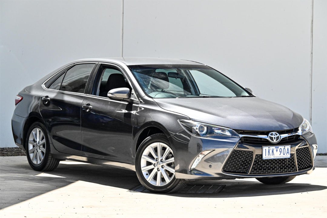 2017 Toyota Camry Atara S, Automatic, 99330 km, Photo 1