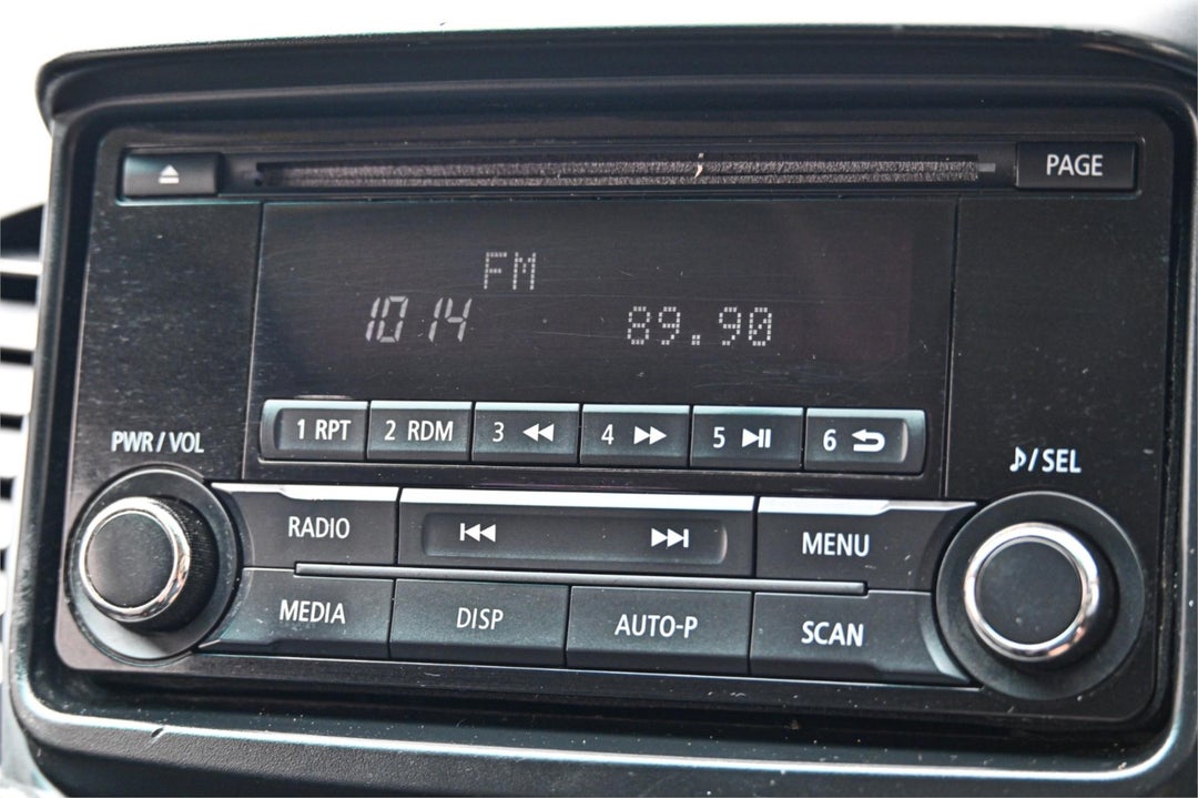 2014 Mitsubishi Triton Glx, Manual, 215236 km, Photo 15