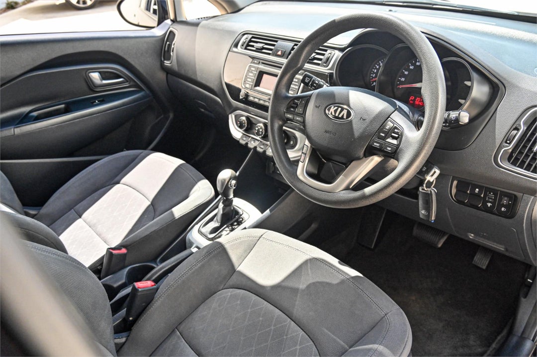 2016 Kia Rio S, Automatic, 96348 km, Photo 6