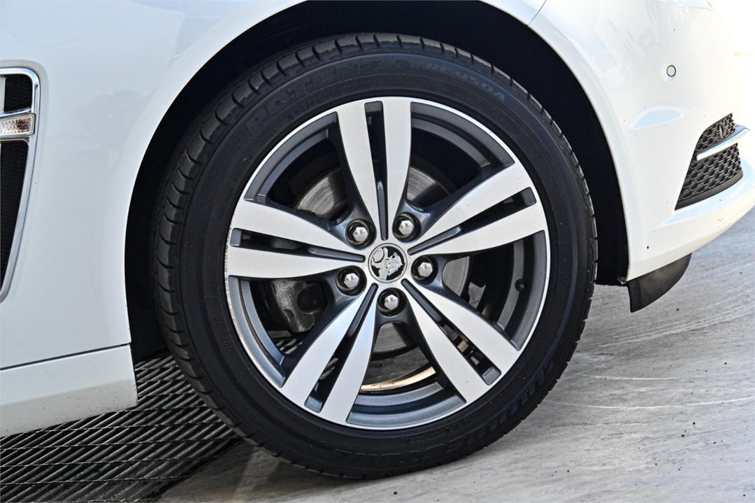 2015 Holden Commodore Evoke, Automatic, 208631 km, Photo 5