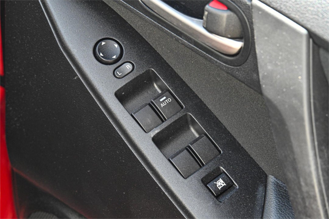 2012 Mazda 3 Neo, Automatic, 70290 km, Photo 15