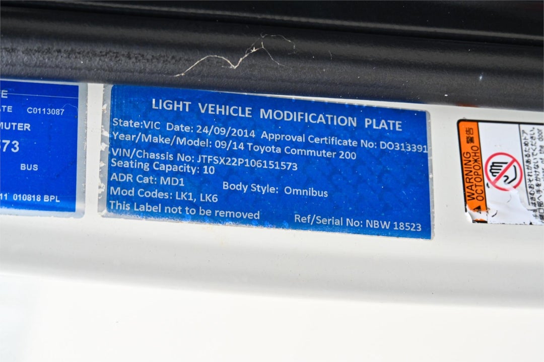 2014 Toyota Hiace Commuter, Automatic, 122430 km, Photo 18