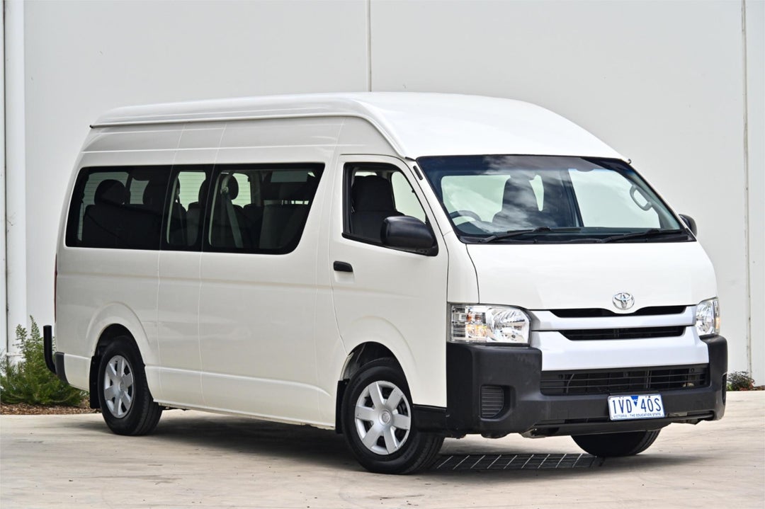 2014 Toyota Hiace Commuter, Automatic, 122430 km, Photo 1