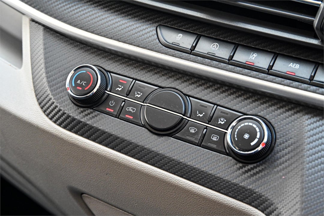 2022 LDV Deliver 9 Mwb Mid Roof, Automatic, 122246 km, Photo 16