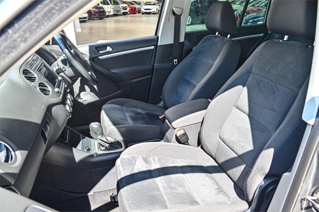 2015 Volkswagen Tiguan 132tsi, Automatic, 39661 km, Photo 19