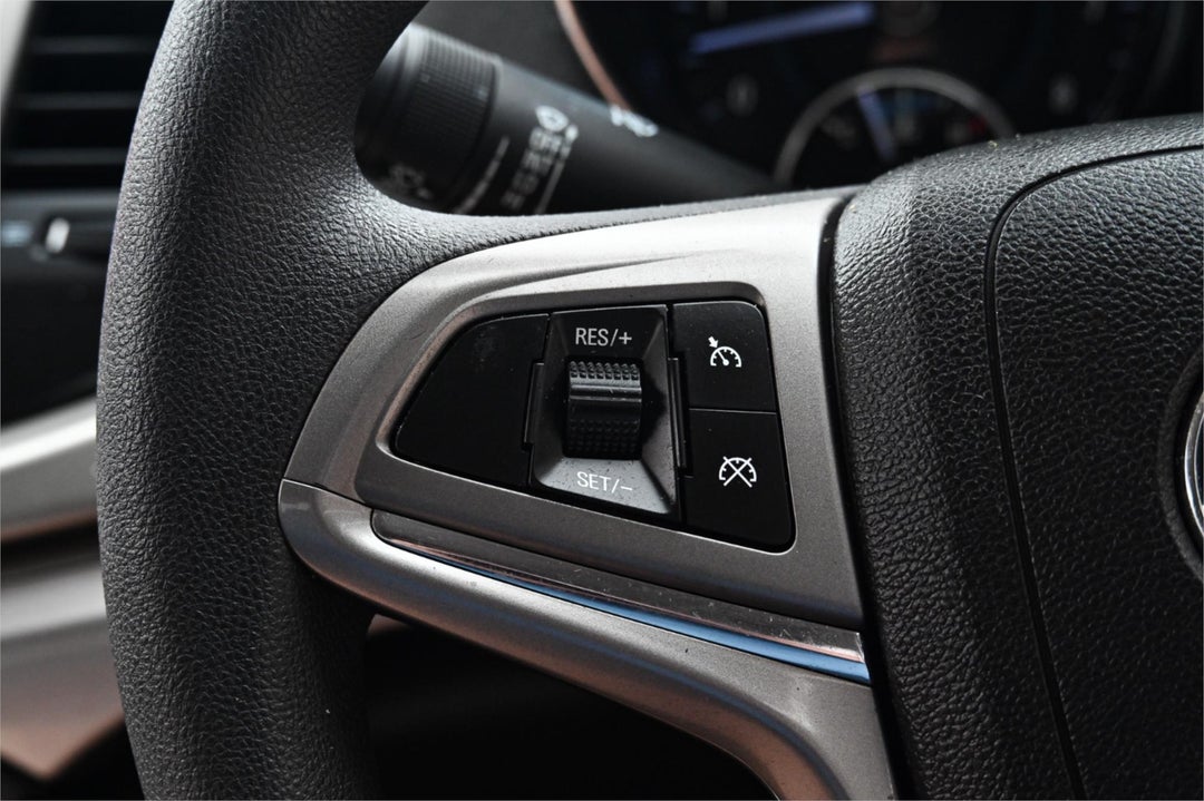 2017 Holden Commodore Evoke, Automatic, 110503 km, Photo 9