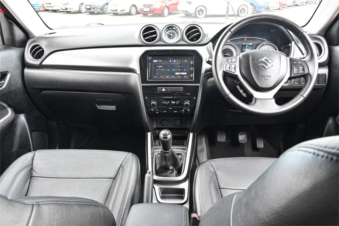 2019 Suzuki Vitara 1.6l, Manual, 57113 km, Photo 7