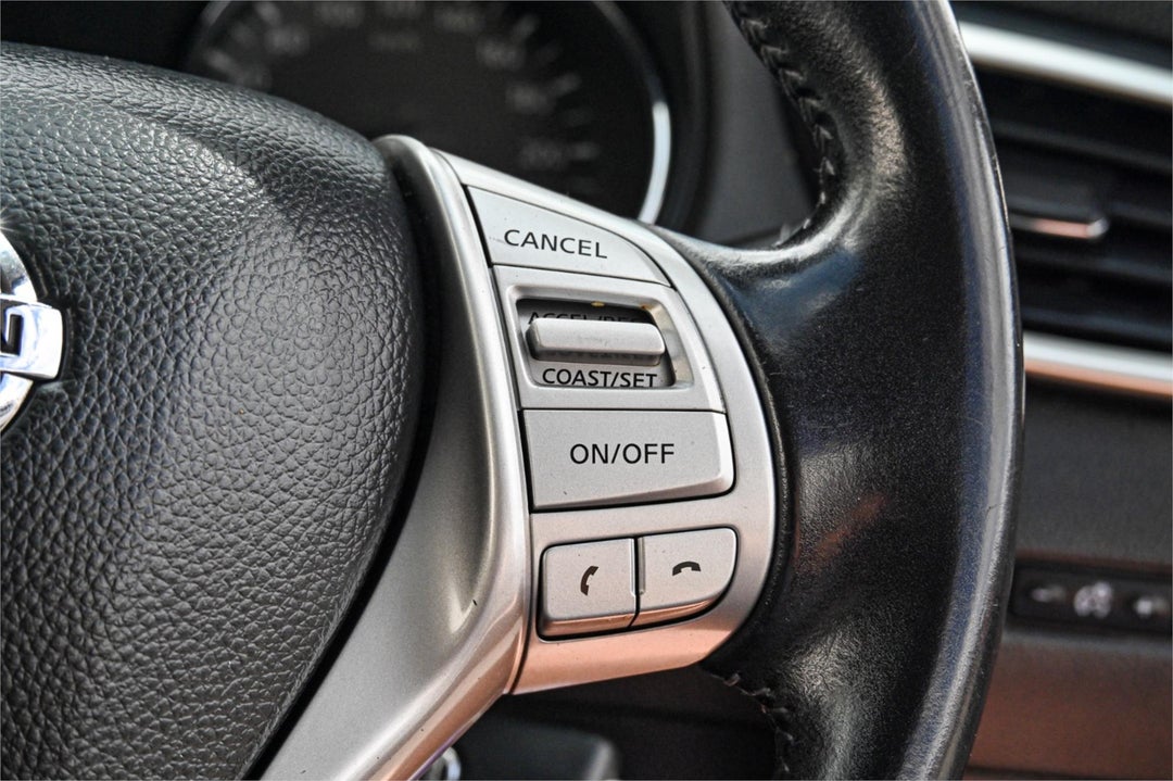 2017 Nissan Qashqai St, Manual, 120965 km, Photo 11