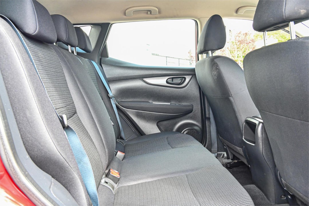 2017 Nissan Qashqai St, Manual, 120965 km, Photo 18